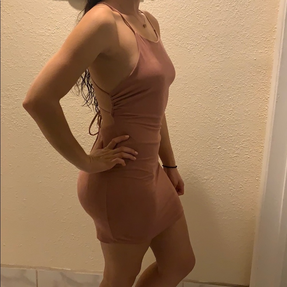 $Pink , mini  backless dress - Picture 2 of 3